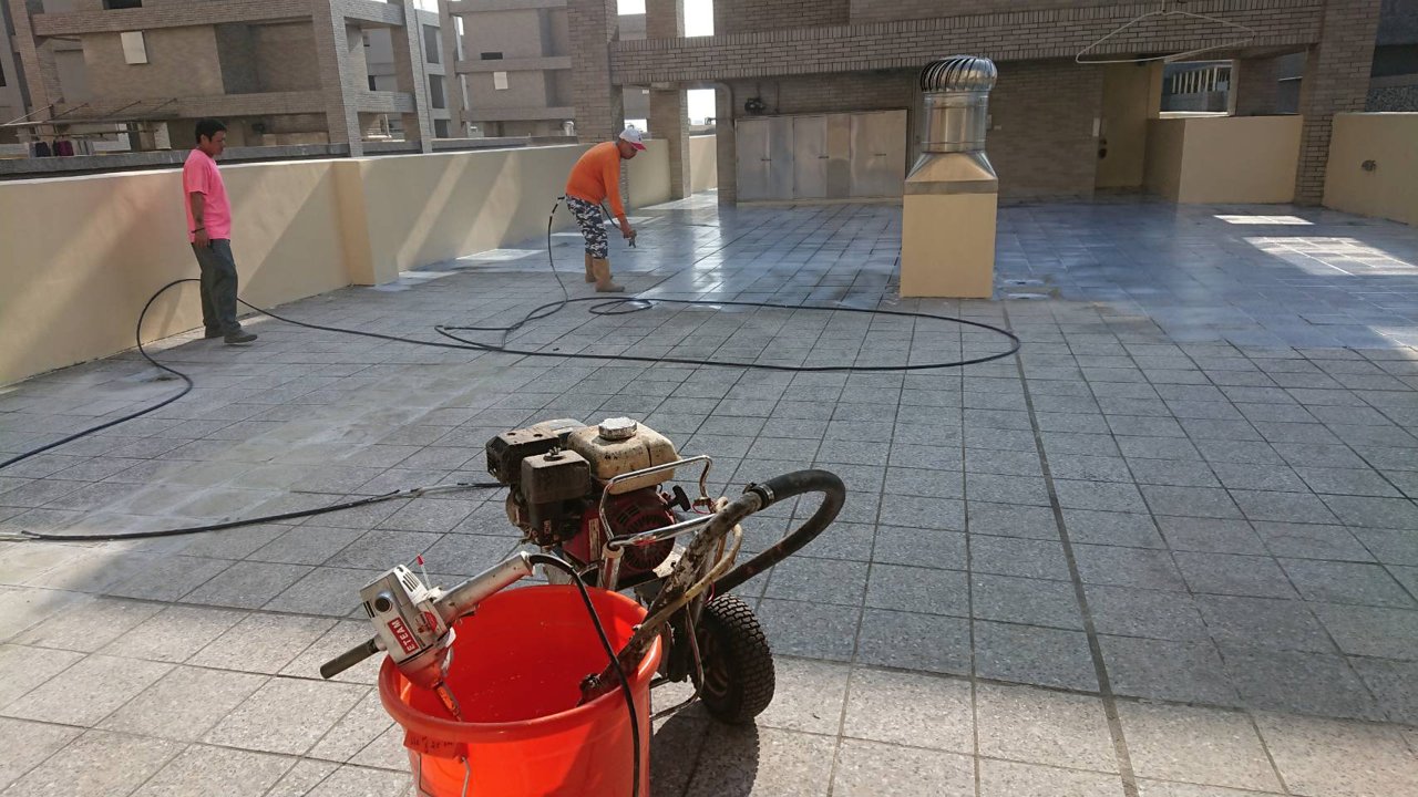 高雄屋頂地板防水工程・工程照片 04